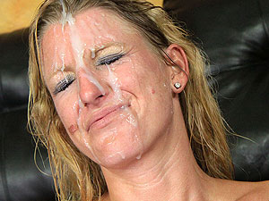 Facial Abuse Avona Dominica